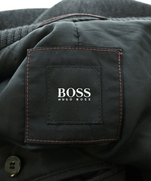 HUGO BOSS 支撐領外套