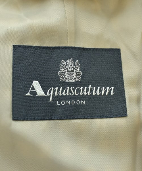 AQUASCUTUM 支撐領外套