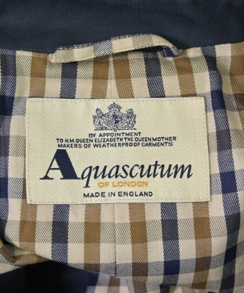 AQUASCUTUM 支撐領外套