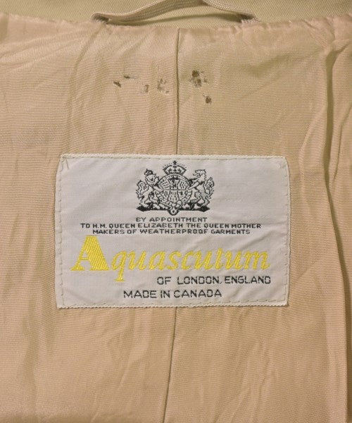 AQUASCUTUM 支撐領外套