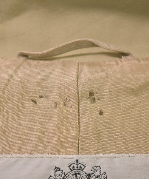 AQUASCUTUM 支撐領外套