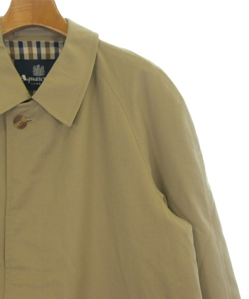 AQUASCUTUM 支撐領外套