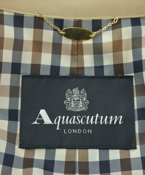 AQUASCUTUM 支撐領外套