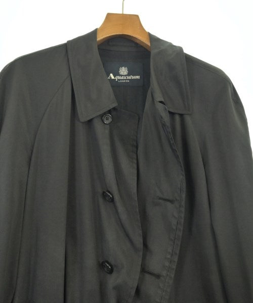 AQUASCUTUM 支撐領外套