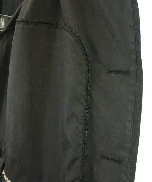 AQUASCUTUM 支撐領外套