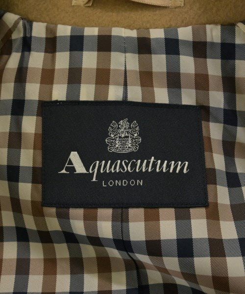AQUASCUTUM 支撐領外套