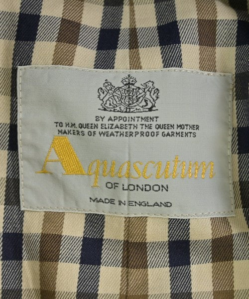 AQUASCUTUM 支撐領外套