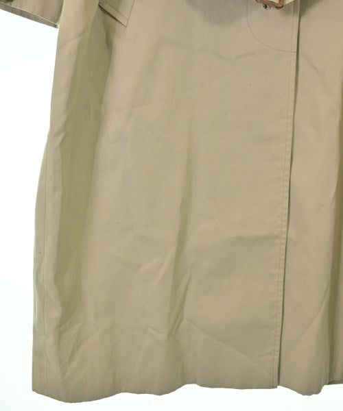 AQUASCUTUM 支撐領外套