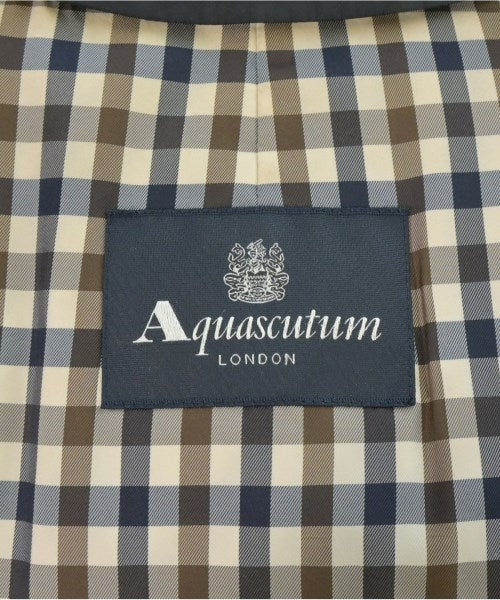 AQUASCUTUM 支撐領外套