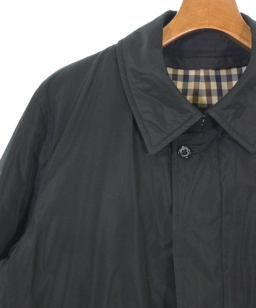 AQUASCUTUM 支撐領外套
