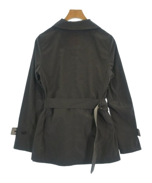AQUASCUTUM 支撐領外套