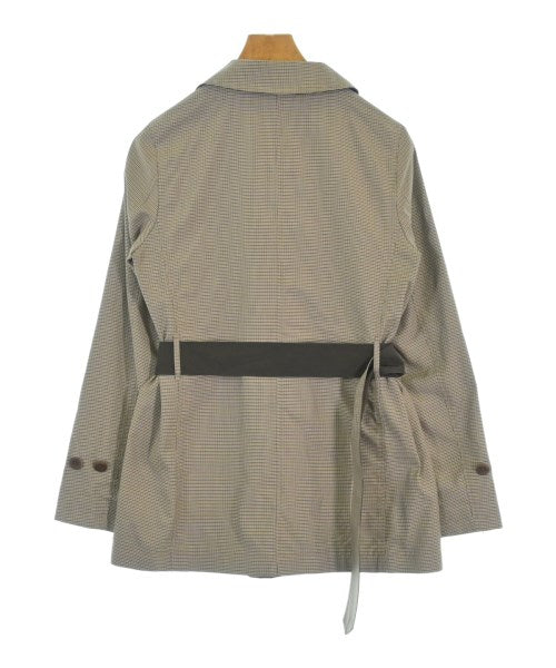 AQUASCUTUM 支撐領外套