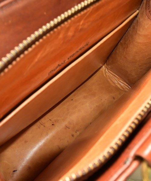 Munoz Vrandecic 肩背包