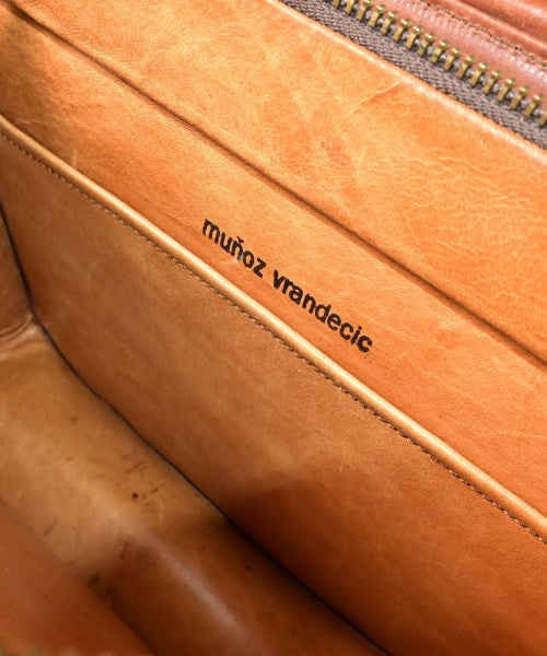 Munoz Vrandecic 肩背包