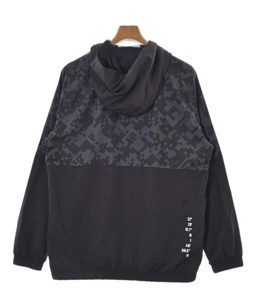 UMBRO 山系外套