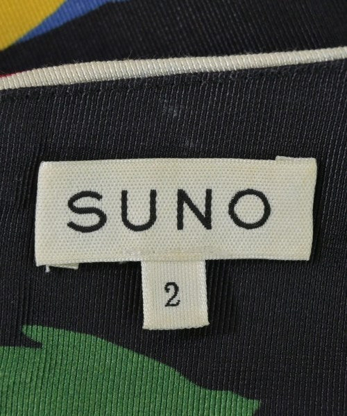 SUNO 膝上裙