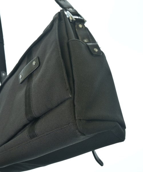 PORSCHE DESIGN 肩背包