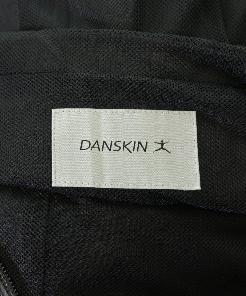 DANSKIN 斗篷