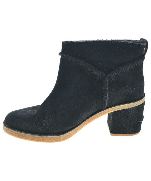 UGG 靴子