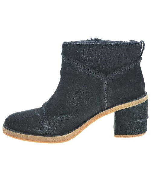 UGG 靴子