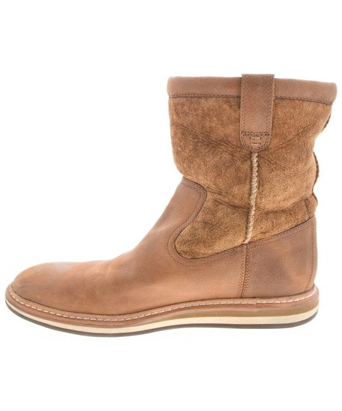 UGG 靴子