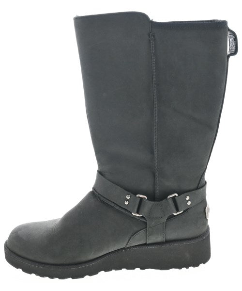 UGG 靴子