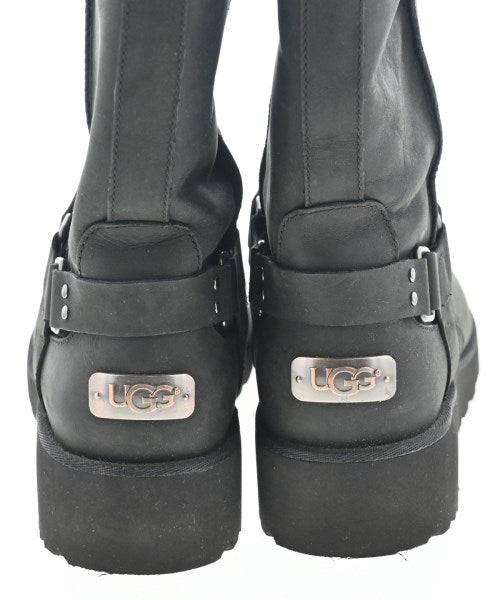 UGG 靴子