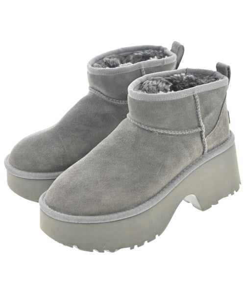 UGG 靴子