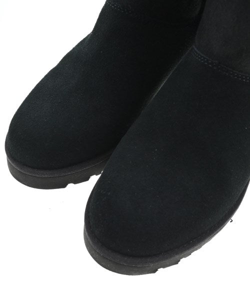 UGG 靴子