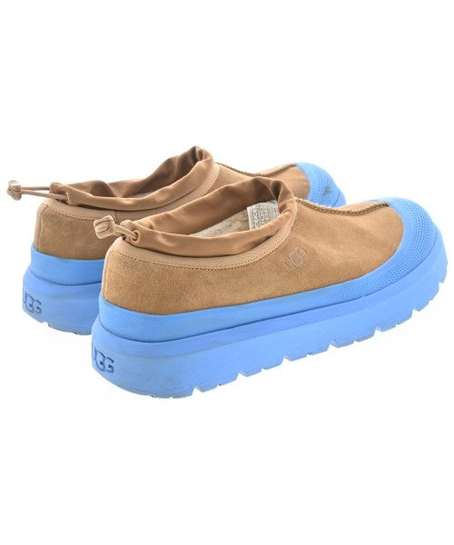 UGG 靴子