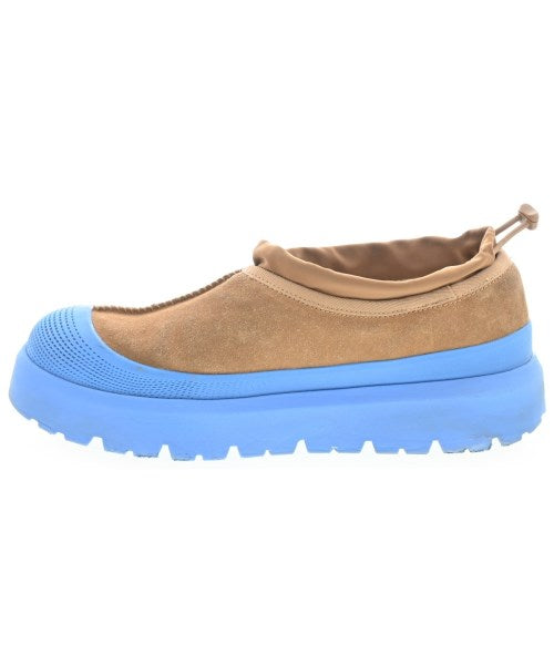 UGG 靴子