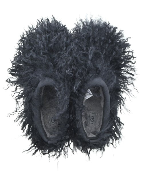 UGG 靴子