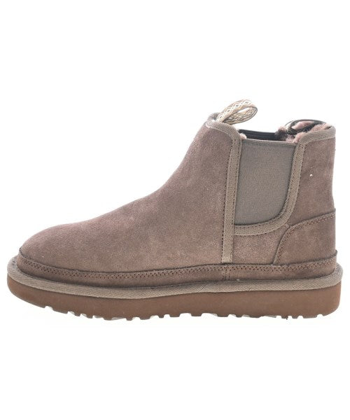 UGG 靴子