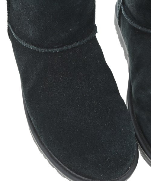 UGG 靴子