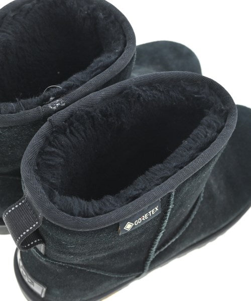 UGG 靴子