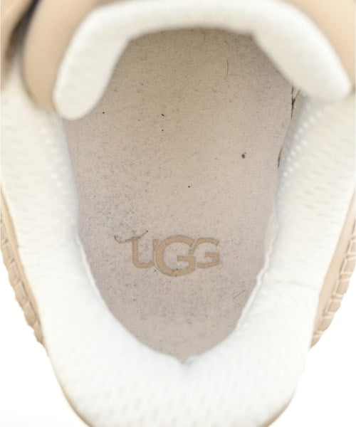 UGG 運動鞋