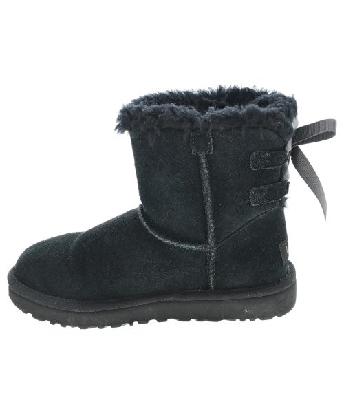 UGG 靴子