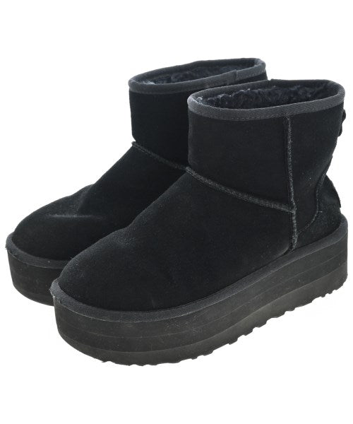 UGG 靴子