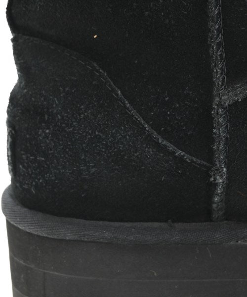 UGG 靴子
