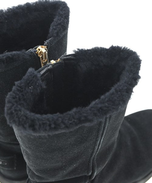 UGG 靴子