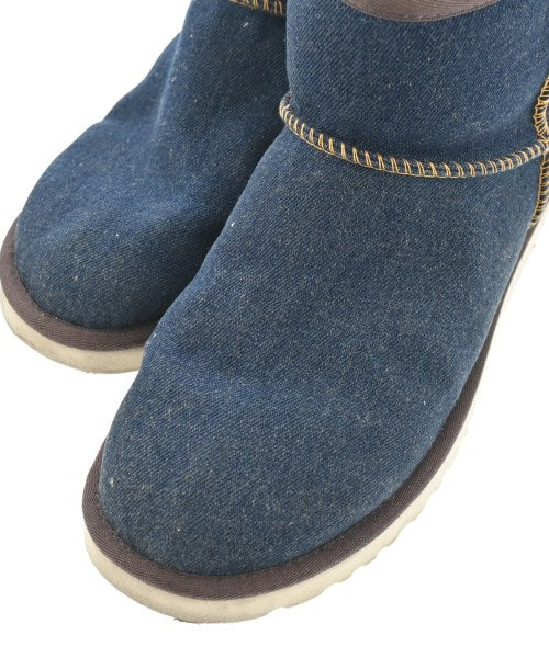 UGG 靴子