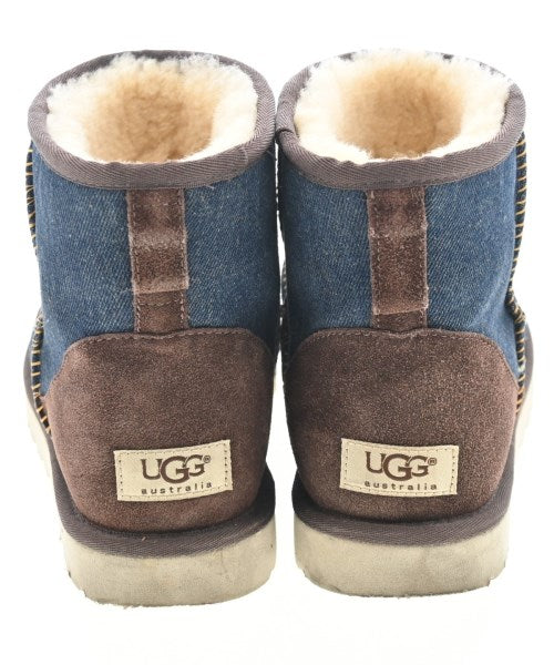 UGG 靴子