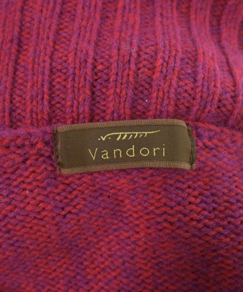 Vandori 毛衣