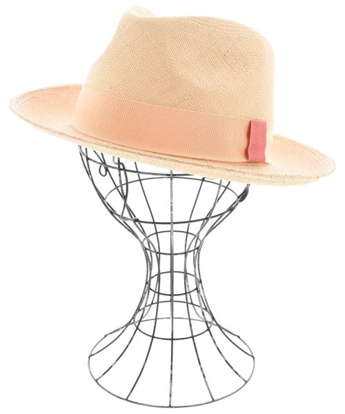 La cerise sur le chapeau 草帽