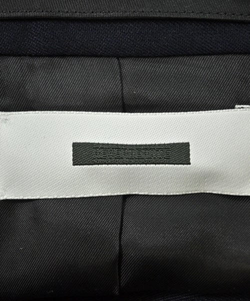 REVERBERATE 休夾克