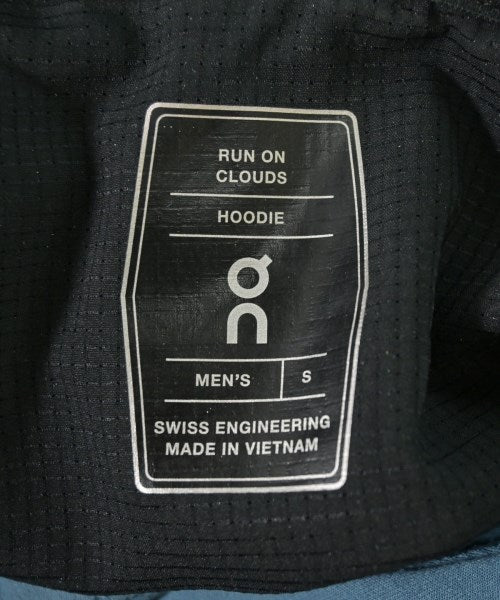 On 連帽衫