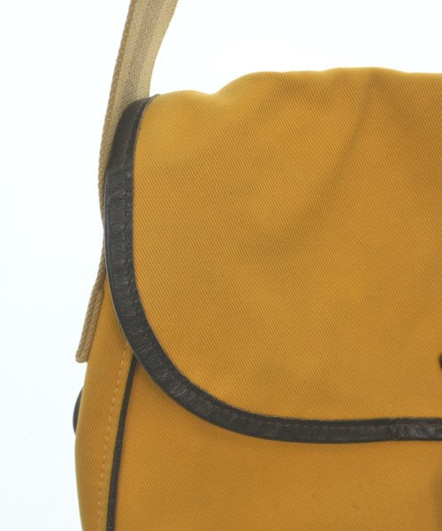 JOHN CHAPMAN 肩背包