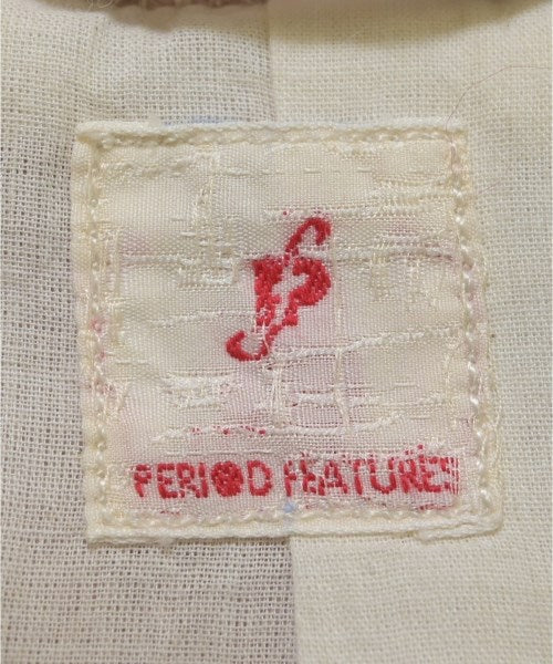 PERIOD FEATURES 支撐領外套