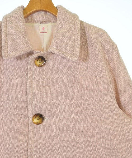 PERIOD FEATURES 支撐領外套