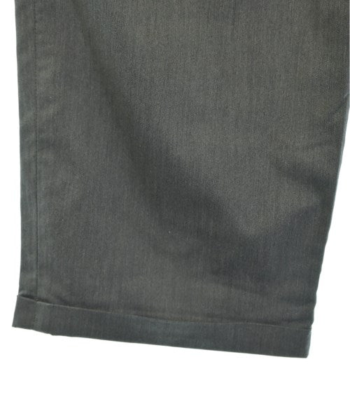 post amenities 剪裁